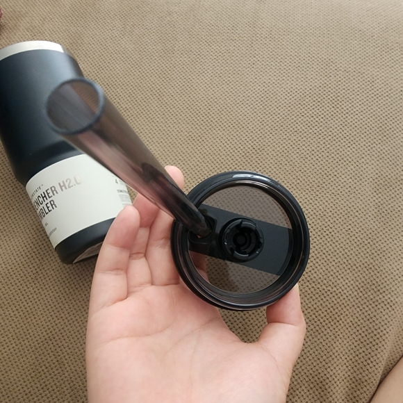 Stanley Matte Black Flowstate Quencher H2.0 Tumbler 14 oz - Picture 7 of 11